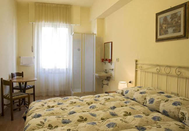 Hotel Por Santa Maria Florence Exterior photo